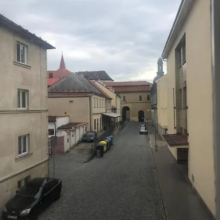 Utulny Apartman V Centru Jicina