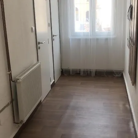 útulný Apartmán V Centru Jičína Appartamento Jičín