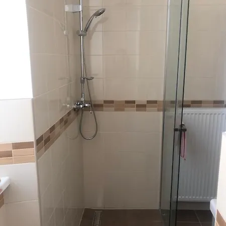 Utulny Apartman V Centru Jicina * Jičín